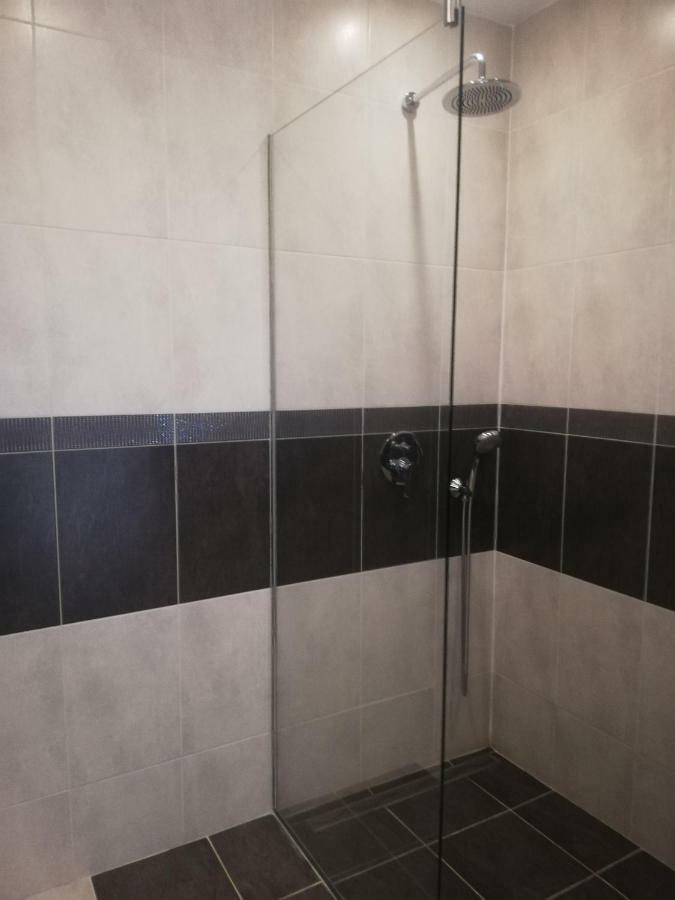 Senza Apartman Bratislava Eksteriør billede